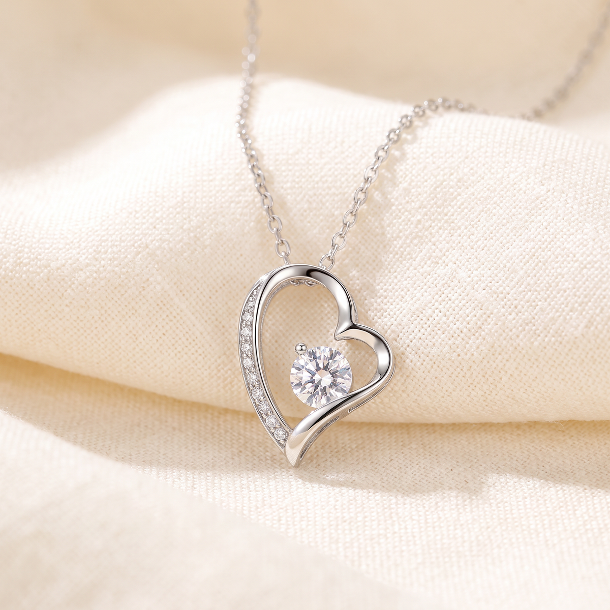 Silver heart necklace