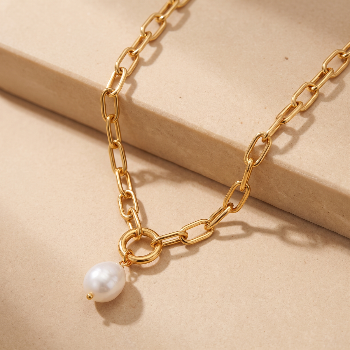 Freshwater pearl necklace