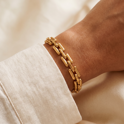Chain bracelet worn