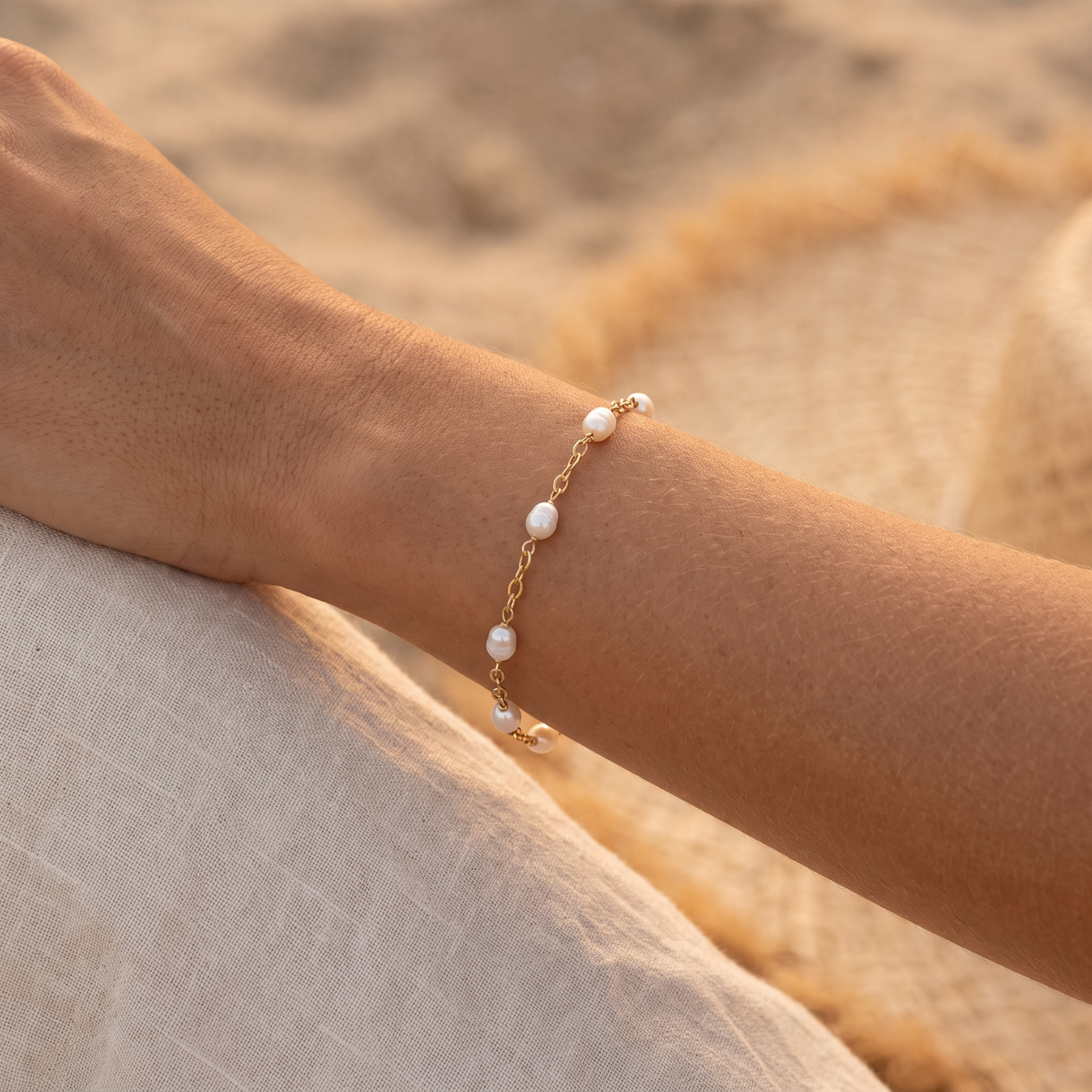 Freshwater Pearl Bracelet lifestyle