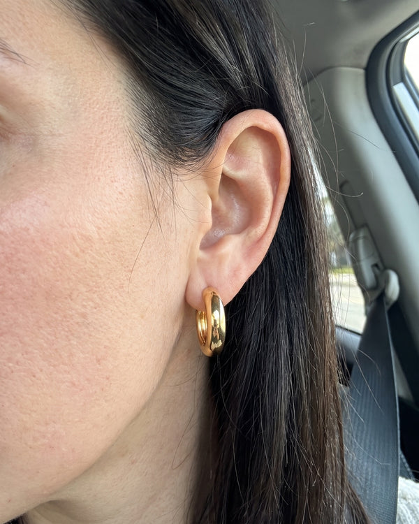 Chunky gold huggie hoop earring