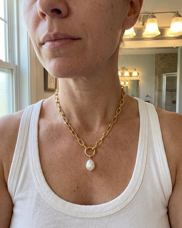 Freshwater pearl necklace with a white tank top